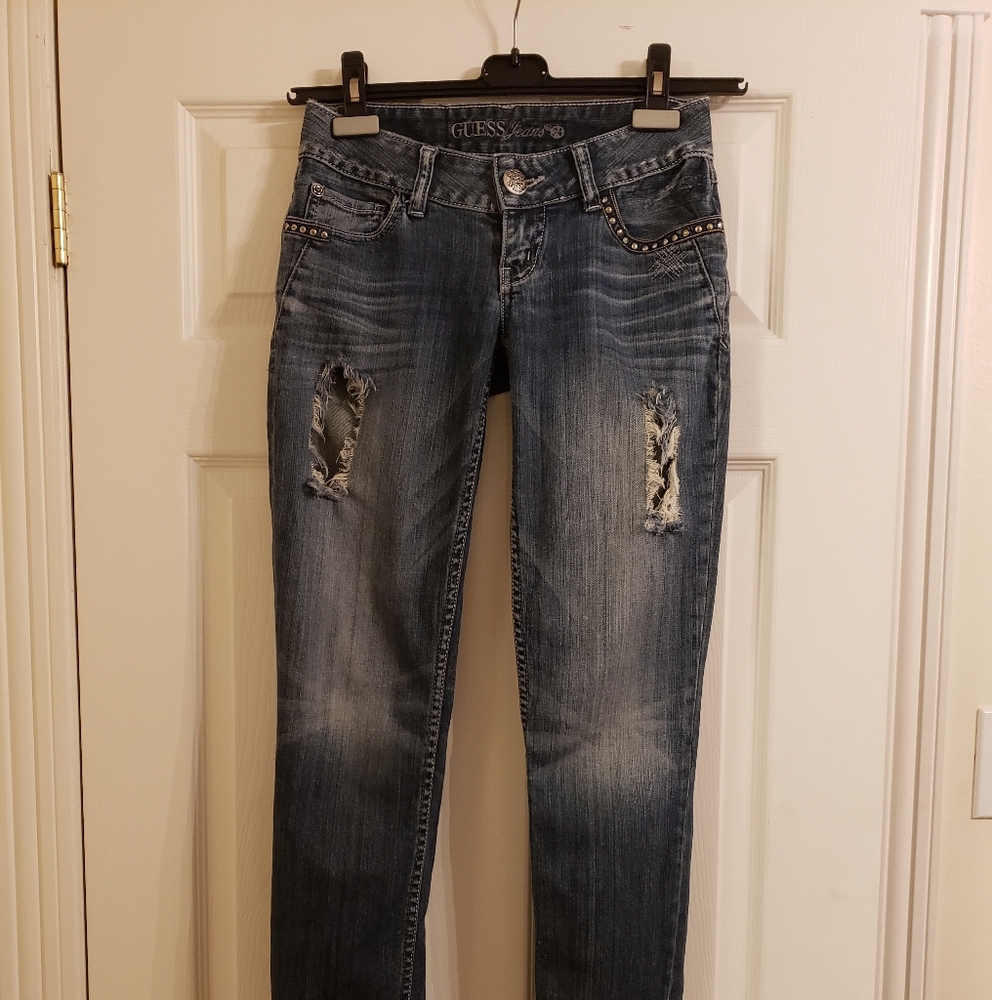 3/ $30 💎 GUESS Ladies Jeans - Vintage